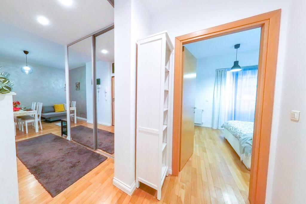 Old Town Spacious Apartment Bucharest Exterior photo